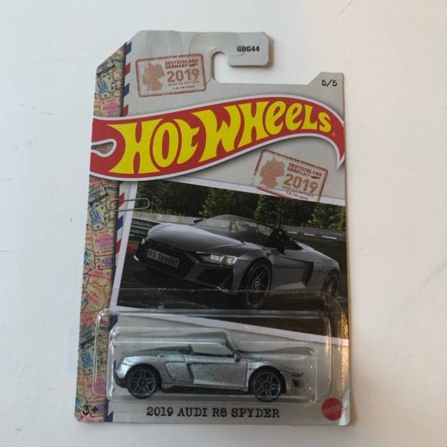 HW 2019 Audi R8 Spyder GDG44 55