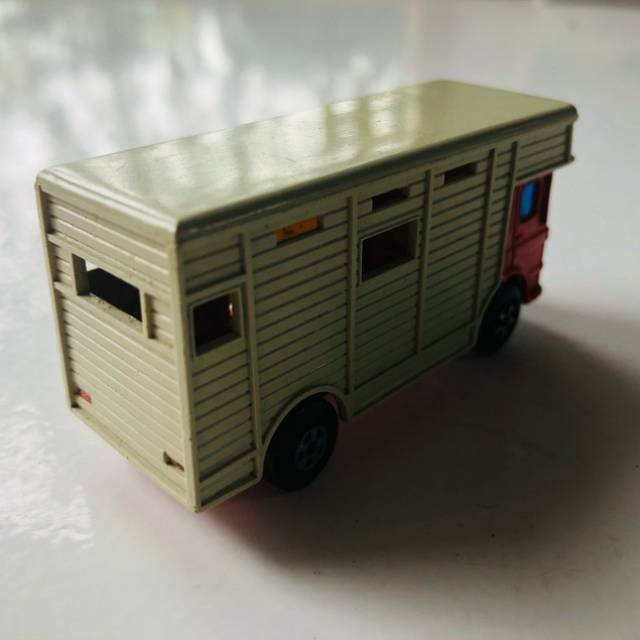 vintagetoy_12524.jpg