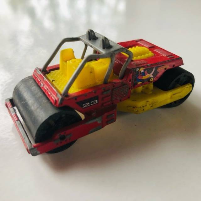 MB Road Roller 2000