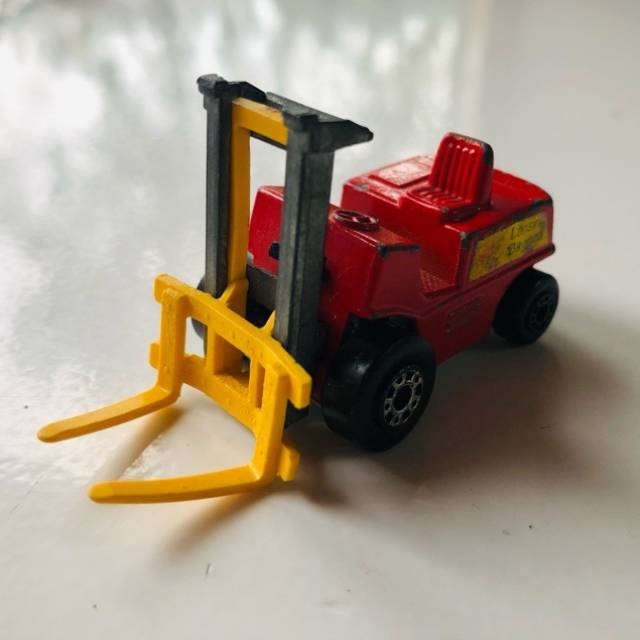 MB Superfast Fork Lift Truck 1972 No 15