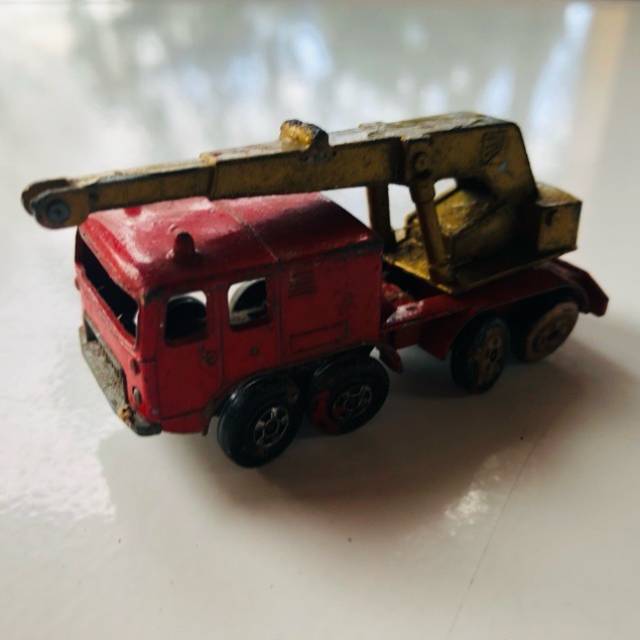 MB Superfast 8 Wheel Crane No 30