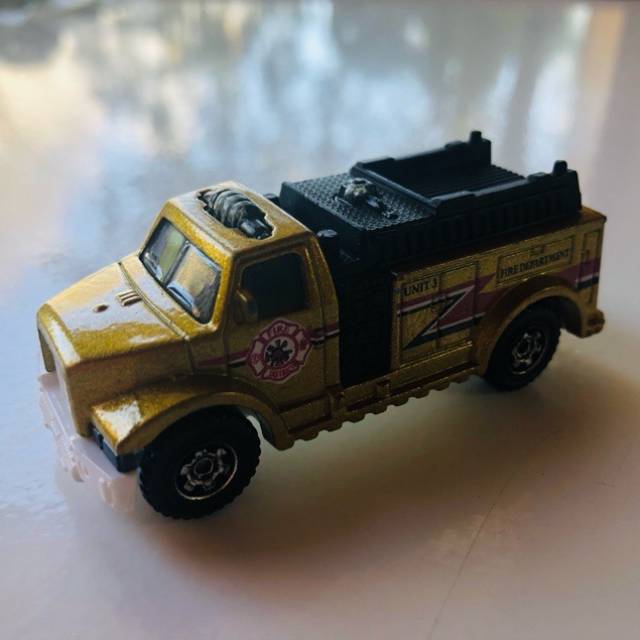 MB Road Rescue Fire Truck 2012 MB371