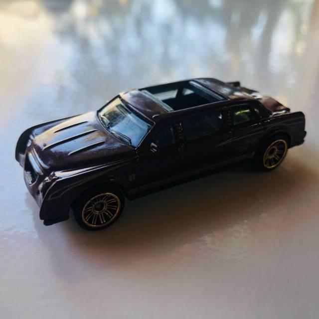 MB Limousine 2001 MB537