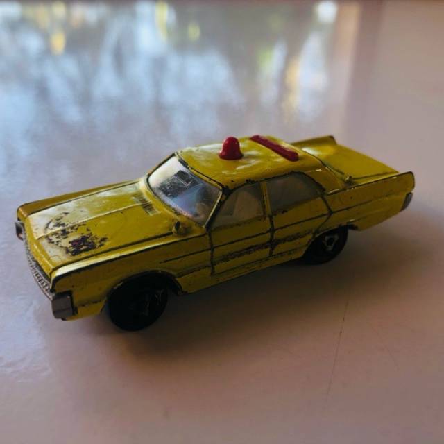 Majorette Plymouth Fury Police No. 216 1:70...