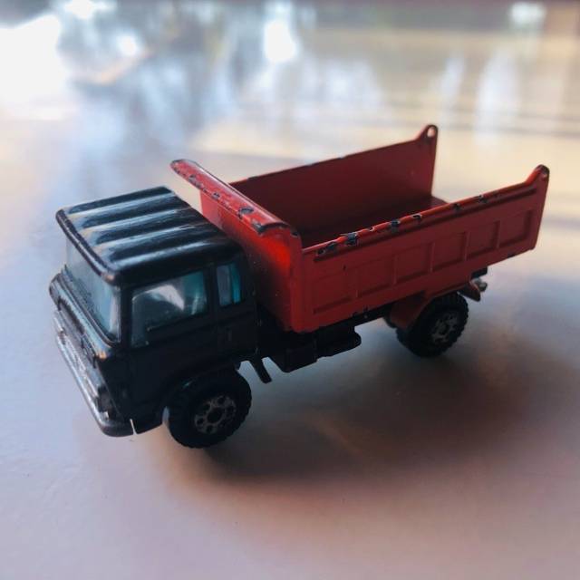 Yatming 1970s Tip Truck
