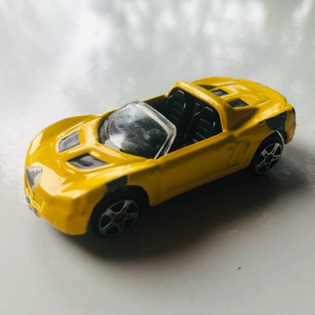 Maisto 2001 Opel Speedster 11251