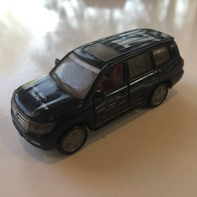 SIKU 2006 Toyota Land Cruiser V8, 1:55 Scale...