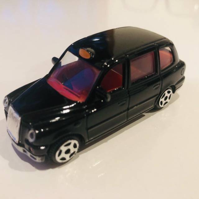 Motor Max Black English Taxi