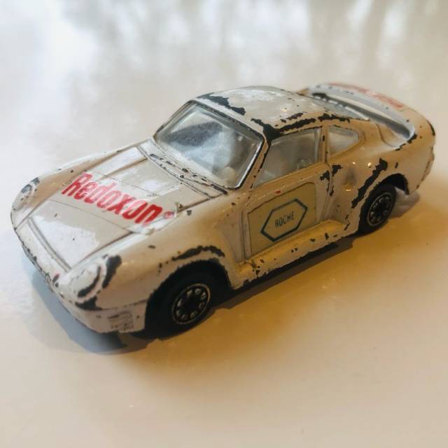 Porsche Redoxon 111