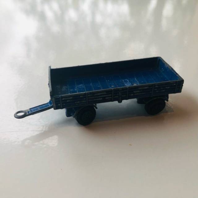 Yatming Truck Towing Trailer