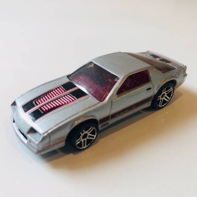 HL ‘85 Camaro IROC-Z Silver 2011 Thailand