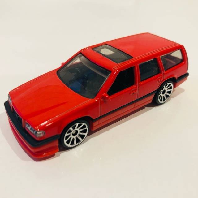 HL Volvo 850 Estate Red GHB52 2019 Malaysia