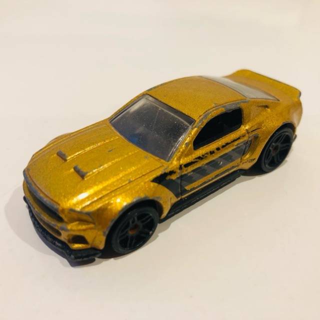HL Custom Mustang Gold 2013 Thailand