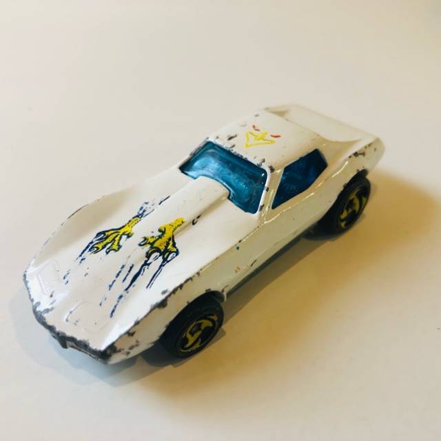 HL Corvette Stingray Eagle White 1975 Malaysia