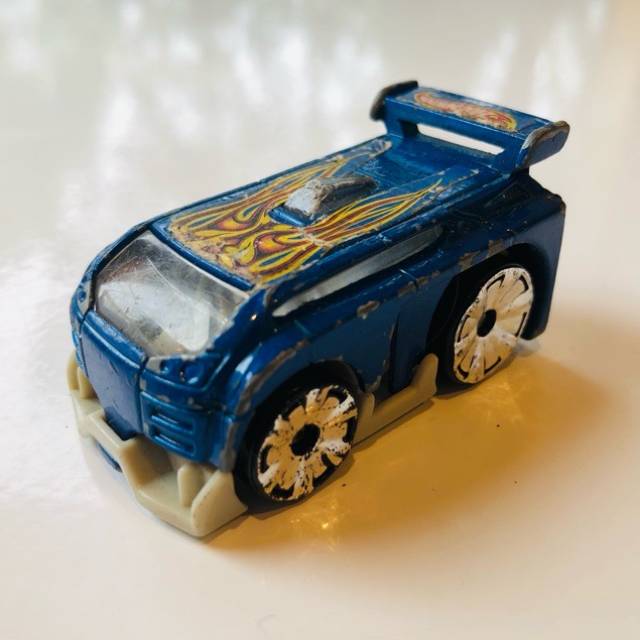 HL McDonalds 2004 Blue Hot Van
