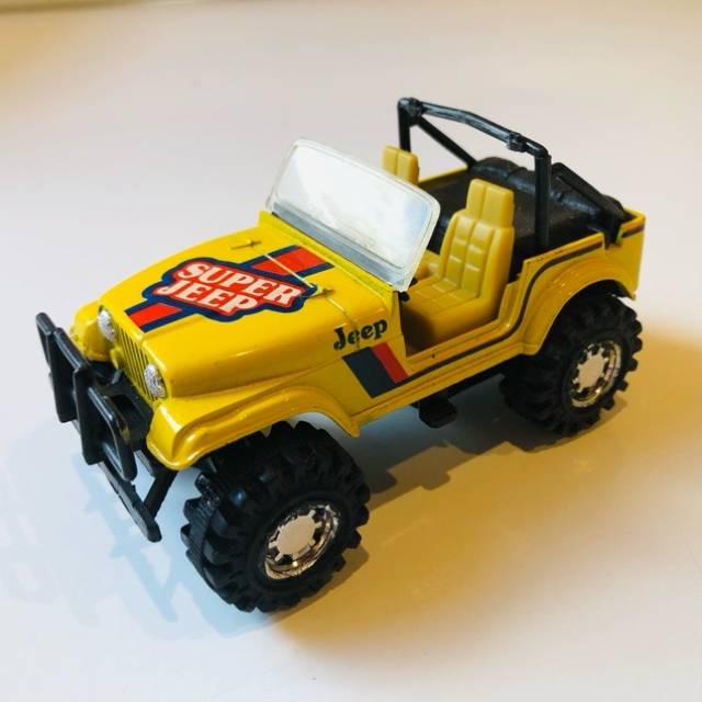Yatming Jeep No 8316 Yellow Off Roader