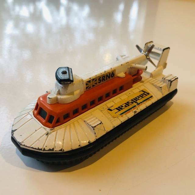 MB Super Kings Hovercraft K-22 S.R.N.6 1974...