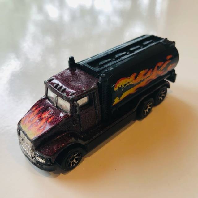 HF Black Petrol Tanker with Flames 1991 Mala...
