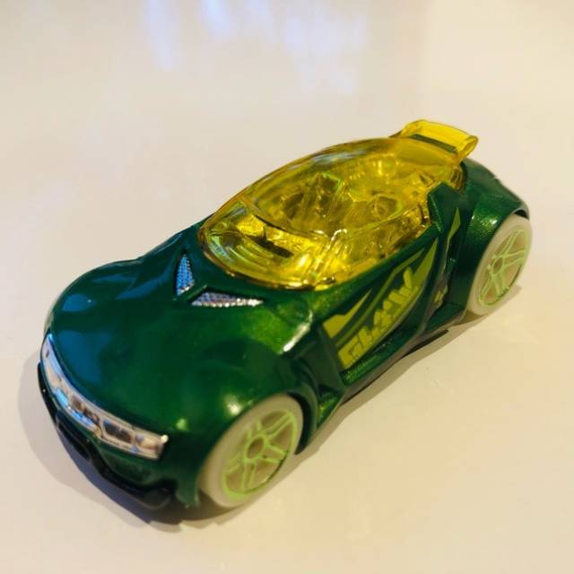 HF High Voltage Green (Glow) 2004 Indonesia