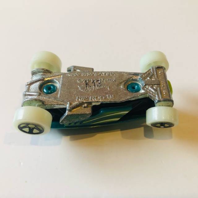 vintagetoy_22696.jpg