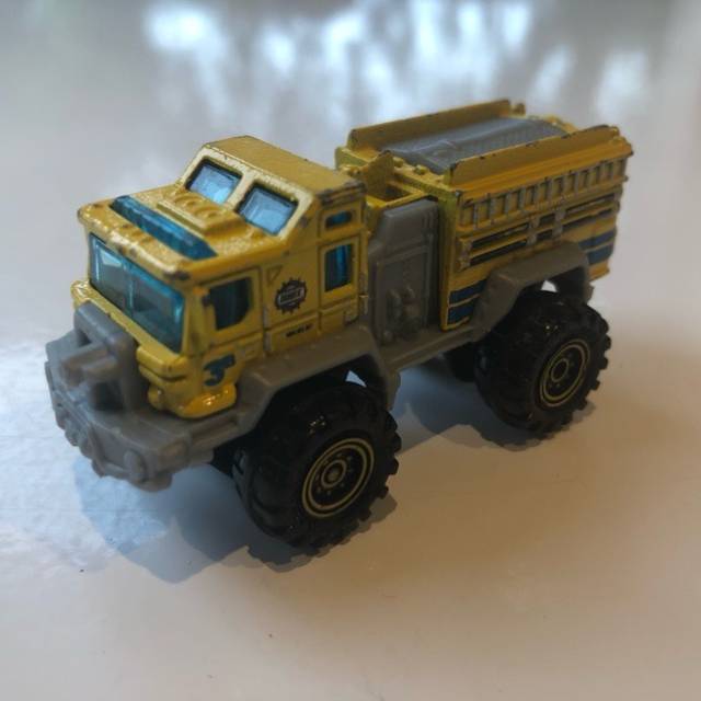 MB Blaze Blaster Yellow 2013