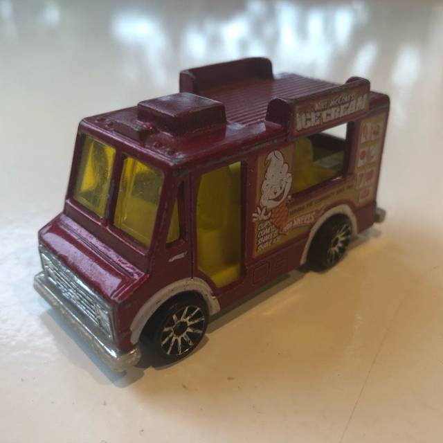 HL Mike McCone’s 1983 Ice Cream Truck Mala...