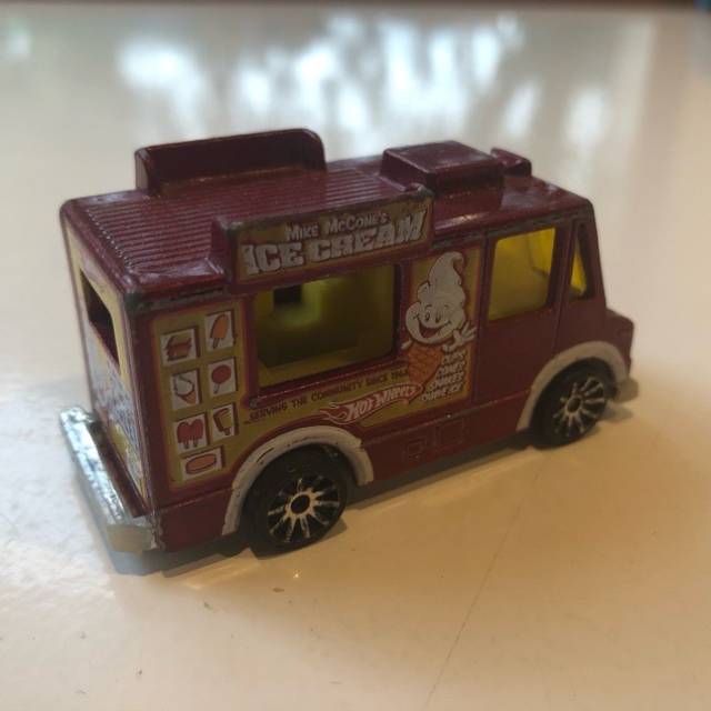 vintagetoy_24052.jpg