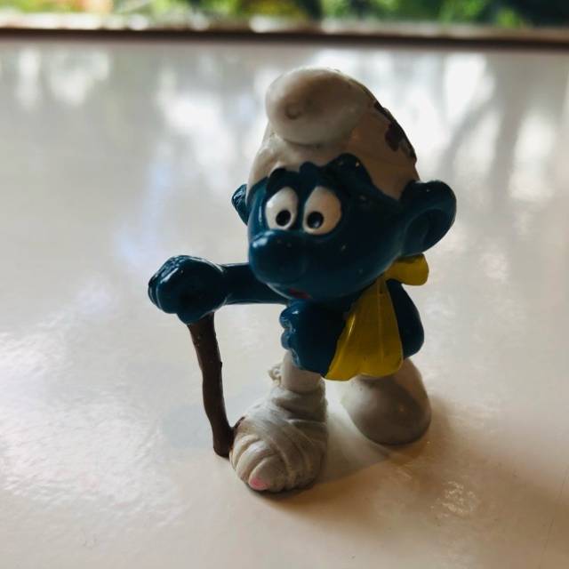 Injured Smurf SCHLEICH 1978 Hong Kong
