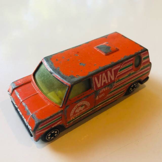 Yatming Chevy Van No1501 ( Orange)
