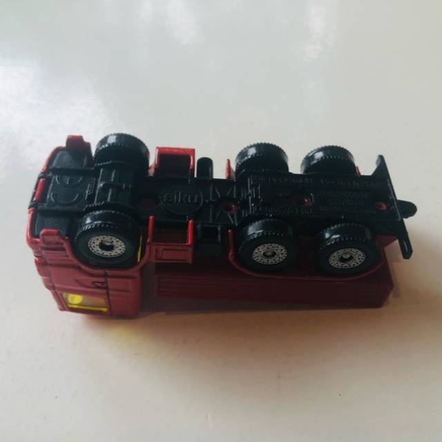 vintagetoy_25760.jpg