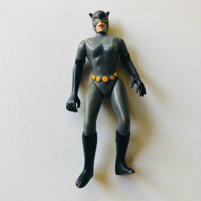 BATMAN THE ANIMATED SERIES CATWOMAN KENNER 1...