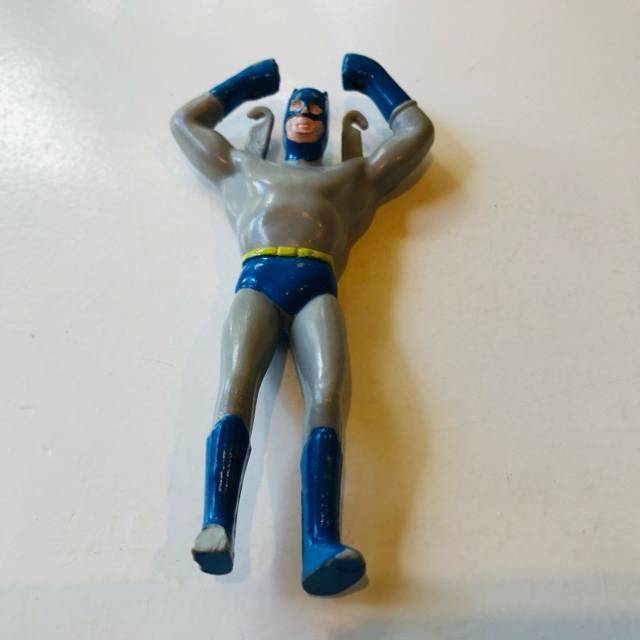 BATMAN Action Figure 1977 DC Comics Sky Divi...