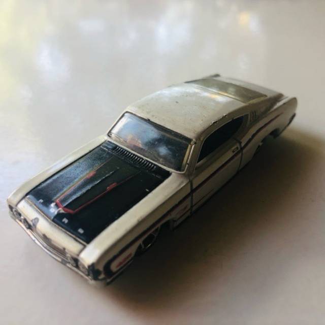 HL ‘69 Ford Torino Talladega White Malaysia