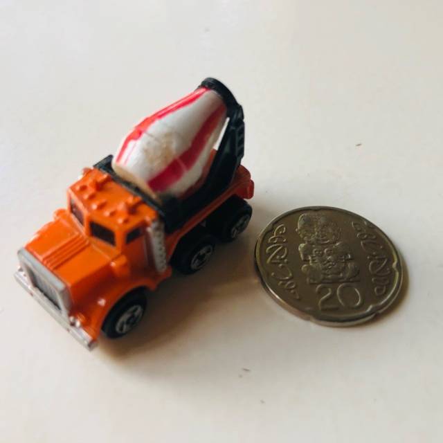 Micro Machines Cement Truck Orange 1987 ( PAM)