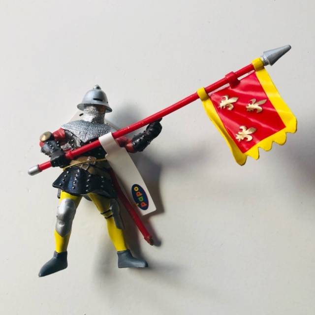 Papo Brown Yellow Knight with Flag 2002 ( PAM)