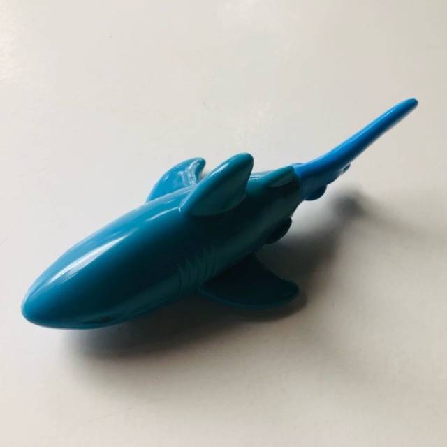 McDonald’s - Zoo Babies Figures - Shark (1...