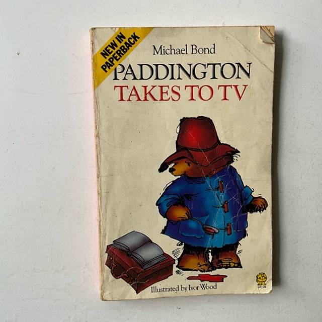 PADDINGTON TAKES TO TV - Michael Bond 1978