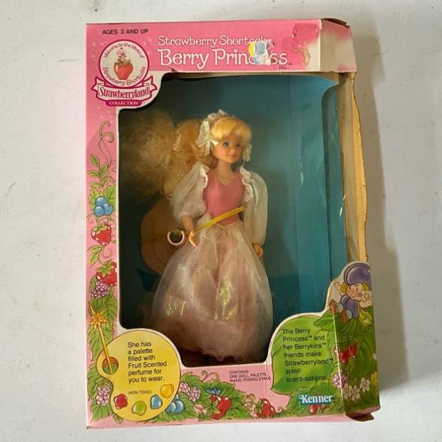 Strawberry Shortcake Berry Princess (Kenner)...