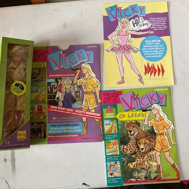 The Adventures Of Vicky On Safari Issue no.1...