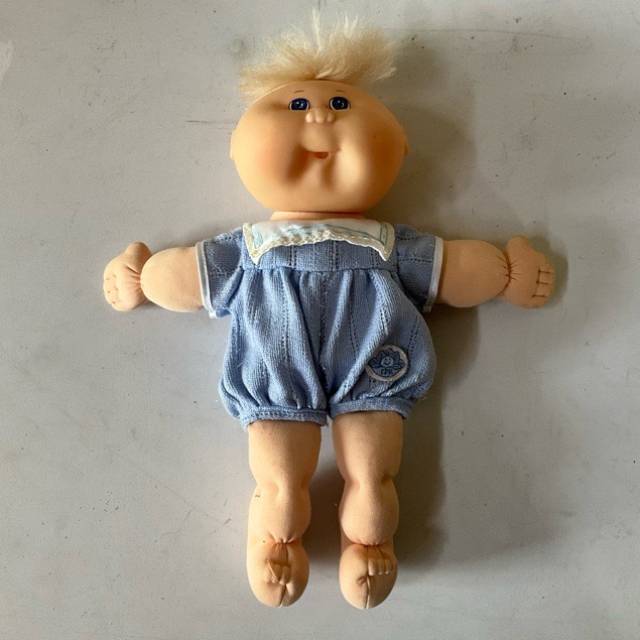 Cabbage Patch Kids Doll 1982 (Blue eyes, Blu...