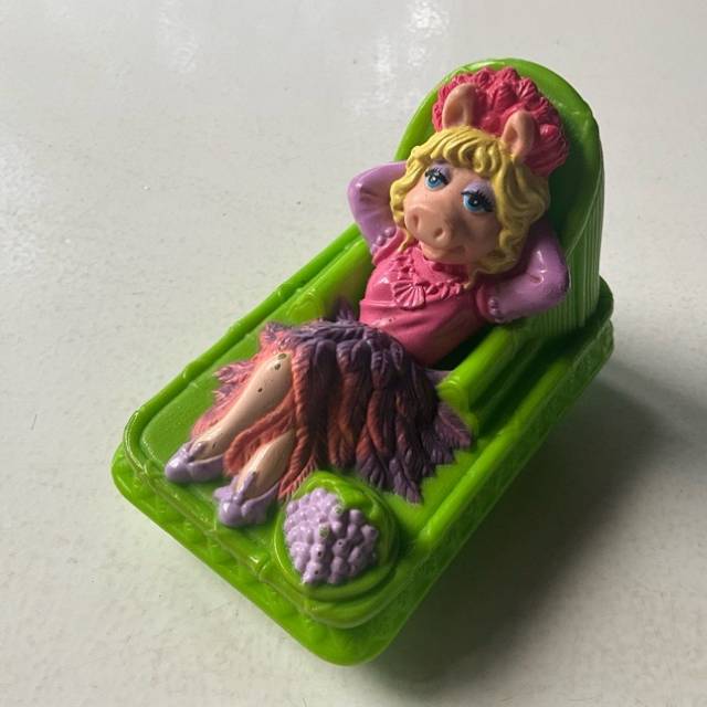 McDonald’s Miss Piggy Jim Henson Muppets I...
