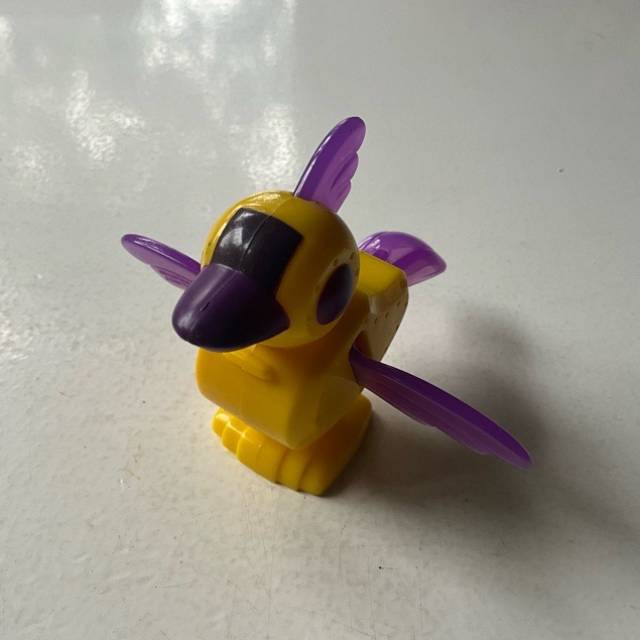 McDonald’s 2001 ROBO Chi Bird (RARE)
