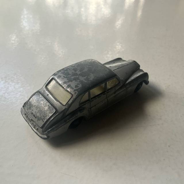 vintagetoy_34495.jpg