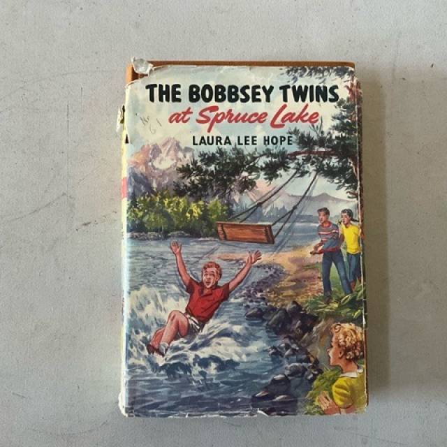 THE BOBBSEY TWINS AT SPRUCE LAKE By Laura Le...