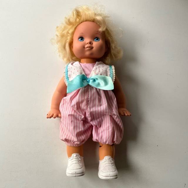 Baby Wanna Walk Doll 1991 Hasbro Walks and C...