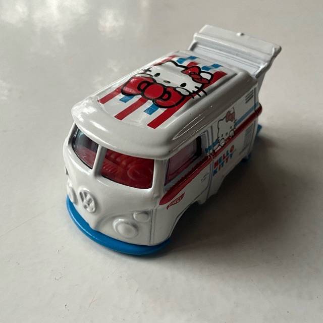 HL Volkswagen Combi White (Hello Kitty) 2012...