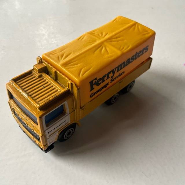 MB VOLVO 1984 (Yellow Ferrymasters Truck)