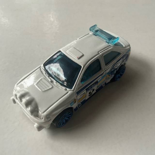 HL Escort Rally white (9) (Ford)1996 Thailand