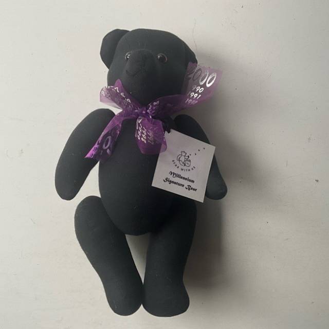 BEAR WITH US - Millennium Signature Bear 200...