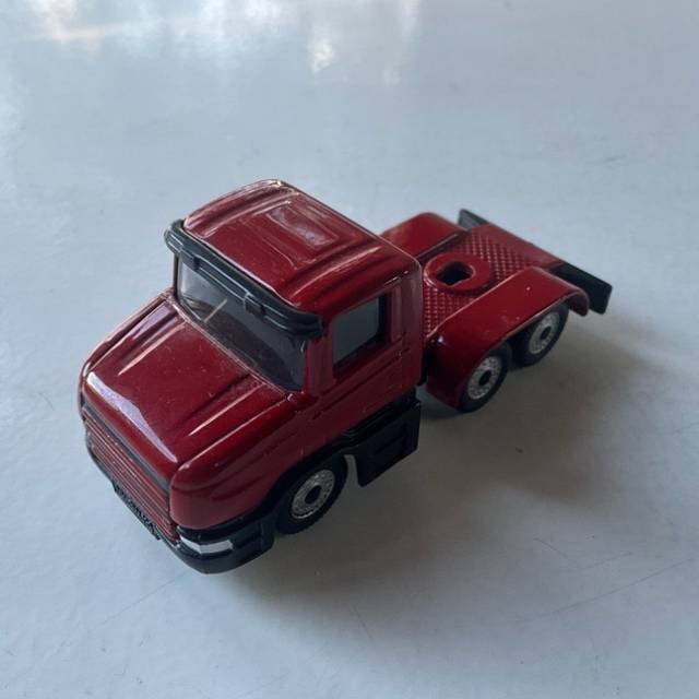 SIKU - Truck (Red) 6 wheel